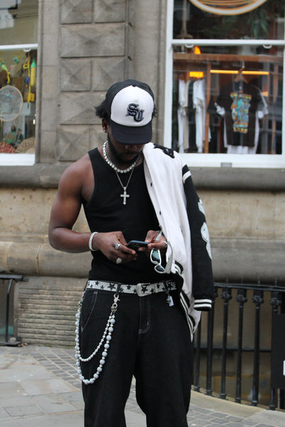 Black-White Old English Trucker